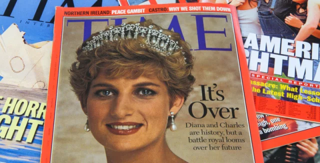 Princess Diana na obálce časopisu TIME s titulkem It's Over.