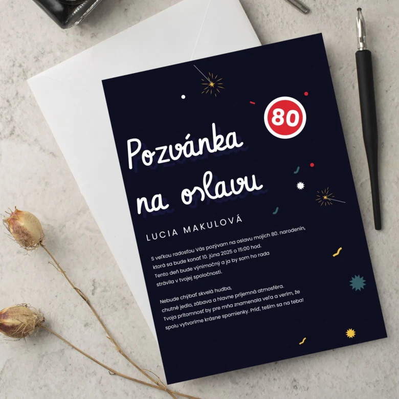 Pozvánka na oslavu narozenin s textem a grafickými prvky.