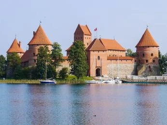Historické hrad Trakai na ostrově v Litvě.