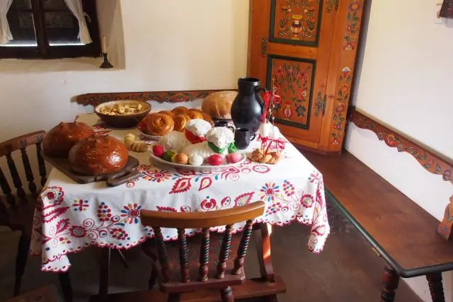 Easter table setting