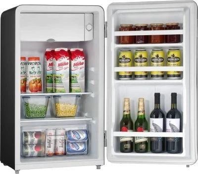 Mini fridge with shelves and drinks