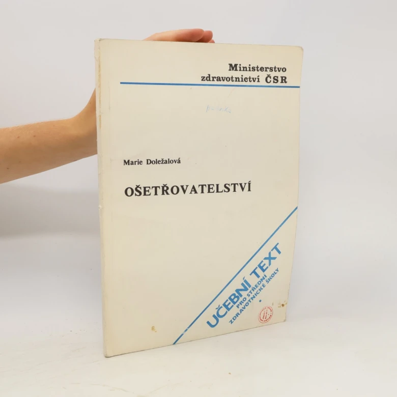 Knihy Marie Doležalové o sesterství z Ministerstva zdravotnictví ČSR