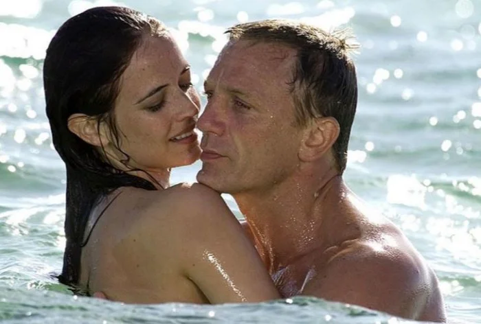 James bond actors in water