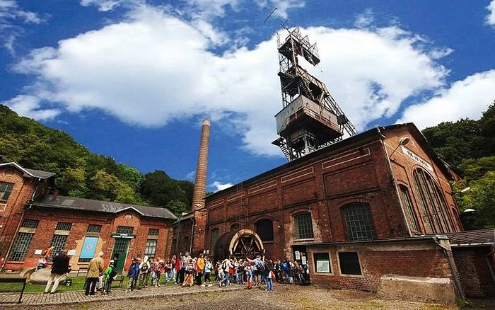Navštivte historické dolu v Ostravě s průvodcem.