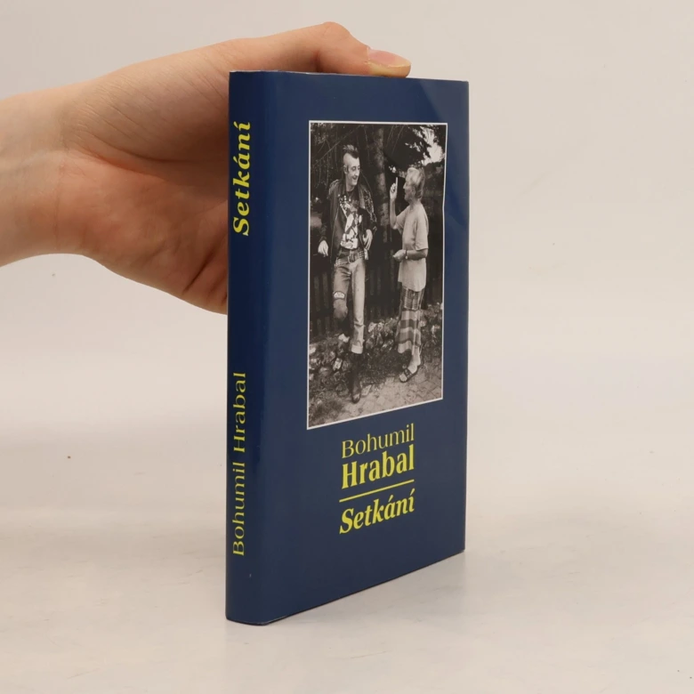 Modrá kniha spisovatele Bohumila Hrabala s názvem Setkání.